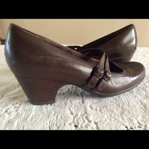 Clark’s Mary Jane Pumps - Picture 5 of 7